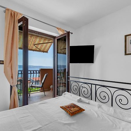 Apartments And Rooms With Parking Space Duce, Omis - 10303 Zimmer foto