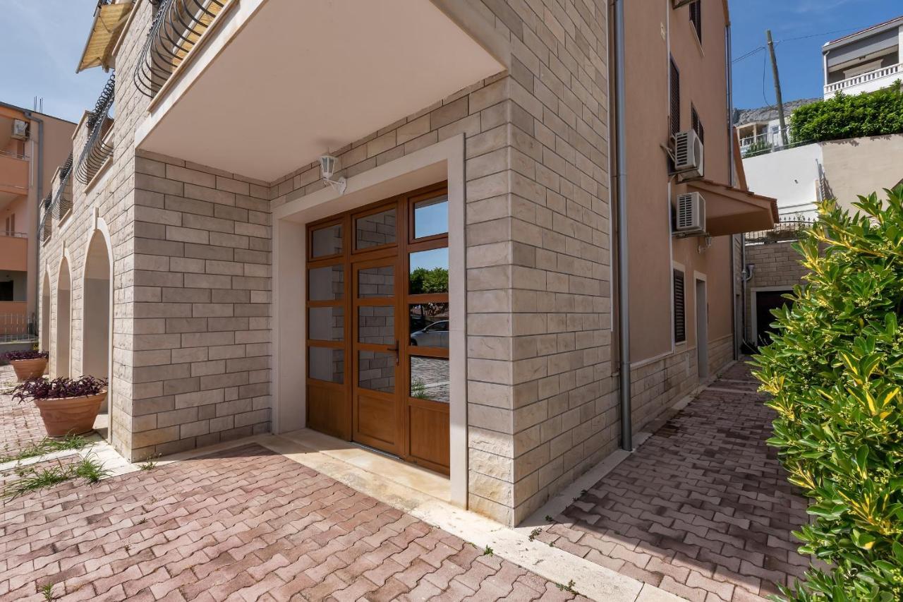 Apartments And Rooms With Parking Space Duce, Omis - 10303 Exterior foto