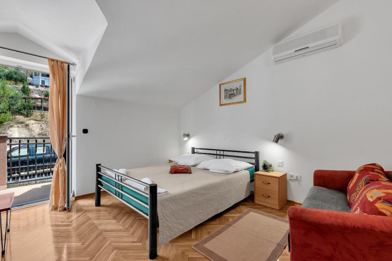 Apartments And Rooms With Parking Space Duce, Omis - 10303 Exterior foto