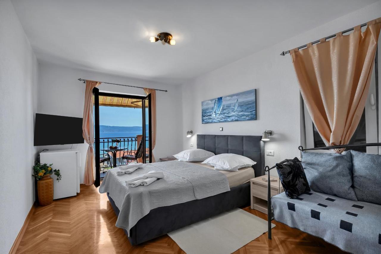 Apartments And Rooms With Parking Space Duce, Omis - 10303 Exterior foto