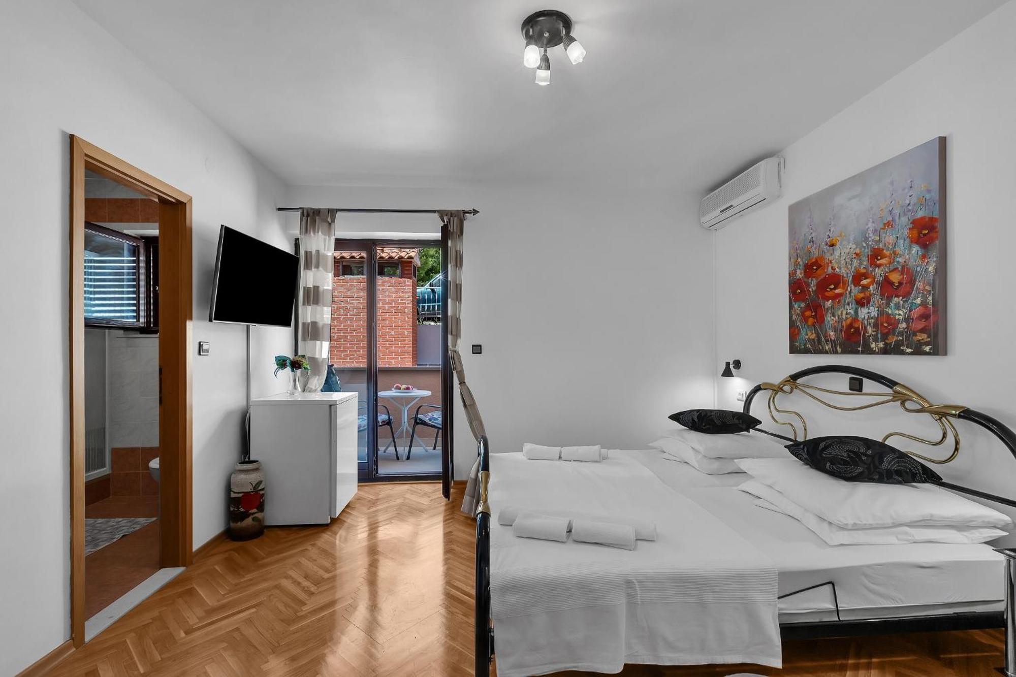 Apartments And Rooms With Parking Space Duce, Omis - 10303 Zimmer foto
