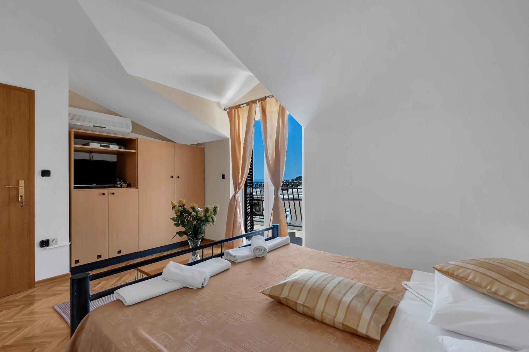 Apartments And Rooms With Parking Space Duce, Omis - 10303 Zimmer foto